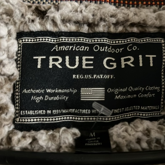 Women's Authentic True Grit pullover Size M - Picture 4 of 4